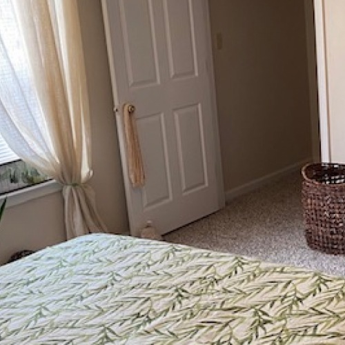 bedroom bedroom